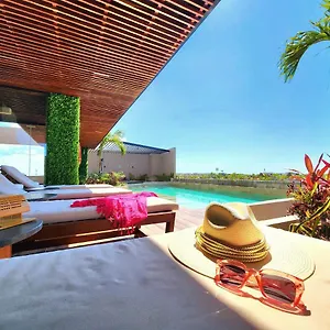 https://sofia-boutique-condos-by-bunik.allrivieramayahotels.com