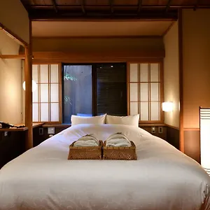 *** Ryokan (tradycyjny japoński pensjonat lub zajazd) Yasaka Yutone Kyokoyado Japonia