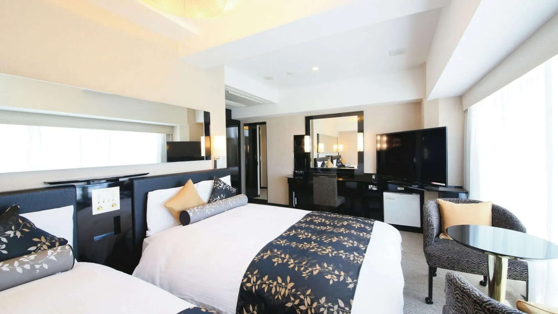 Apa Hotel Shinjuku Gyoemmae Tokyo 3*,  Japonya